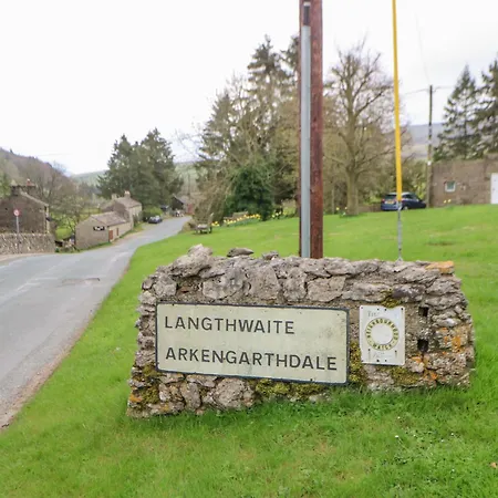 Vakantiehuis 14 Hill Close *