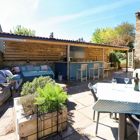 14 Hill Close * Richmond (North Yorkshire)