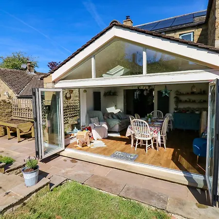 14 Hill Close * Richmond (North Yorkshire)