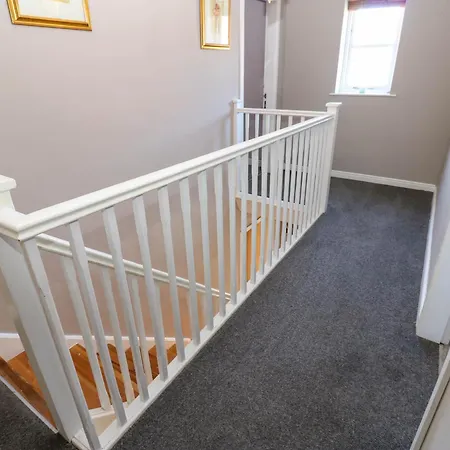 14 Hill Close *